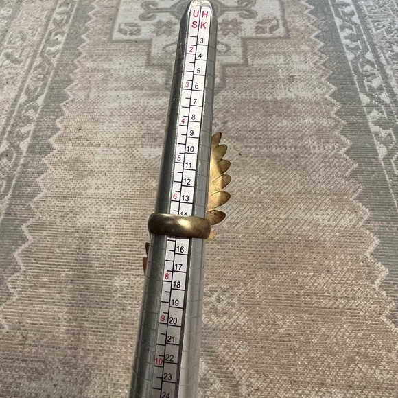 Leaf Ring - Picture 2 of 6